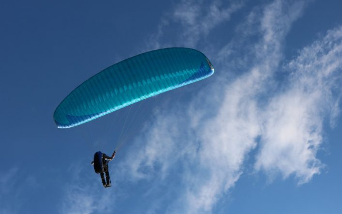 Et si vous vous lanciez et essayiez le parapente ?